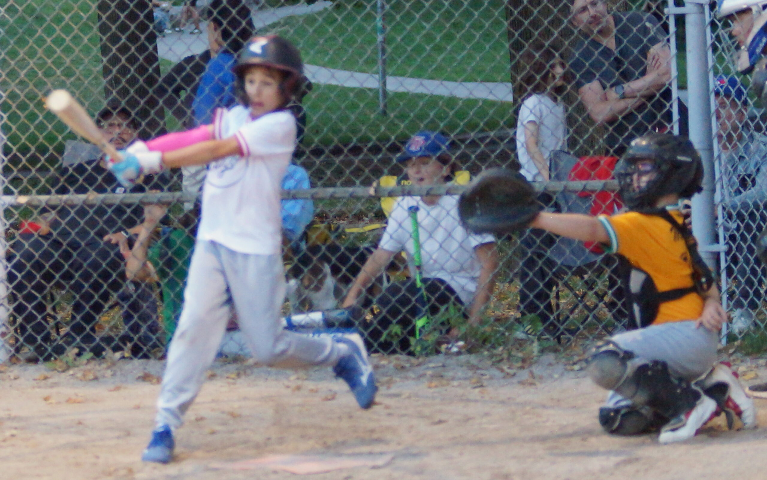 Rowan (3) sparks the Expos with a one out single in the top of the fifth inning.